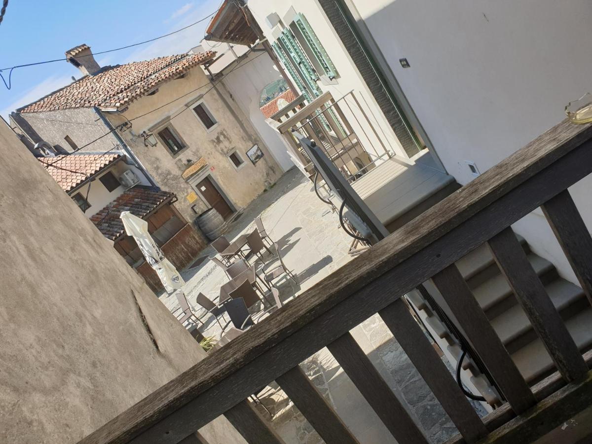 Smartno Apartmaji Sobe Josko Экстерьер фото